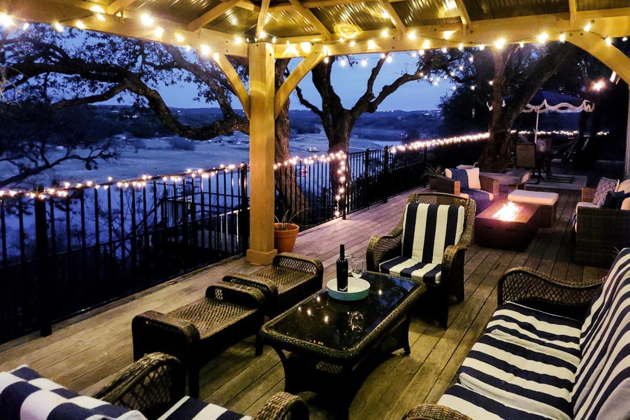 Вилла Cliff Side Oasis Spicewood Экстерьер фото