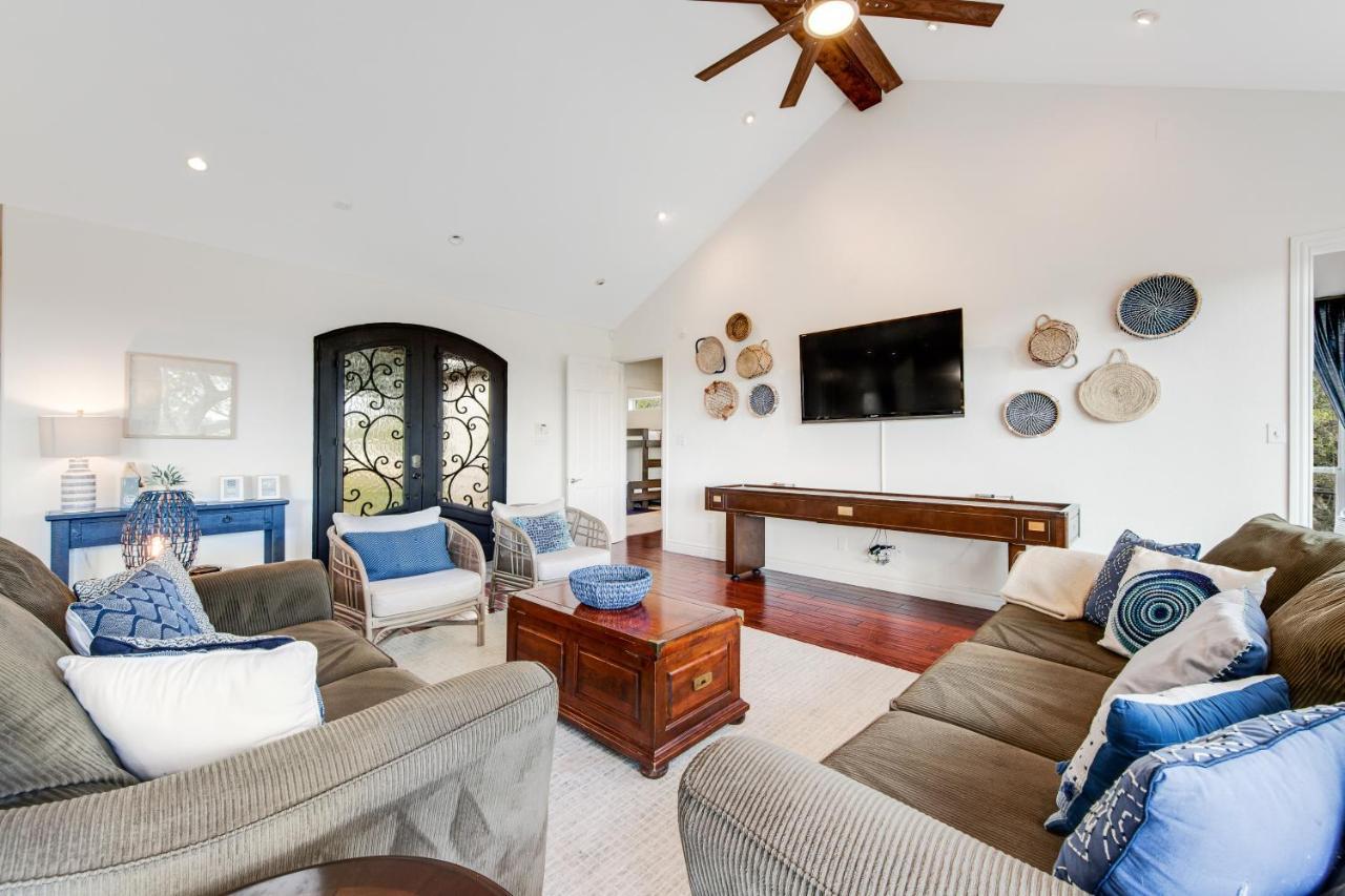 Вилла Cliff Side Oasis Spicewood Экстерьер фото
